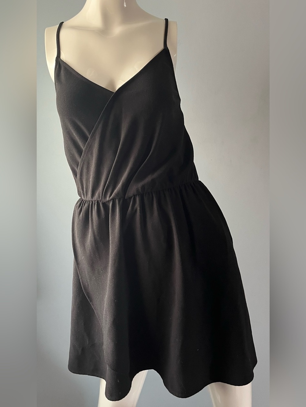 Leith Black Wrap-Style Mini Dress LBD Size S Classic Date Night Elastic Waist